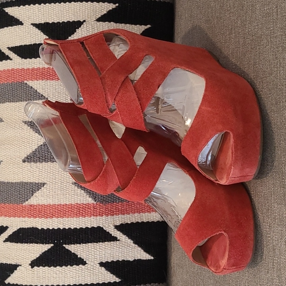 DV Dolce Vita Jude Red Suede Platform Heels 7.5